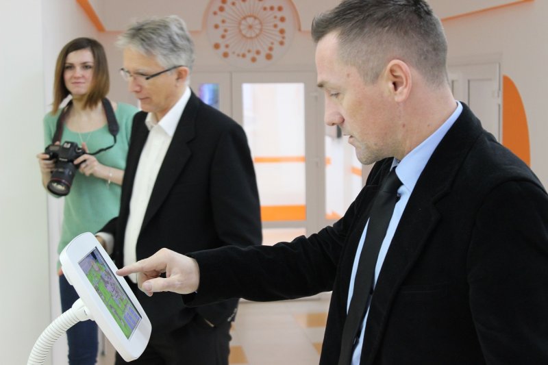 Фото к Венгерская делегация ознакомилась с работой ИЦАЭ