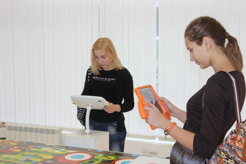 Фото к Участники смены «Свежие идеи! Яркие проекты!» побывали на АЭС будущего