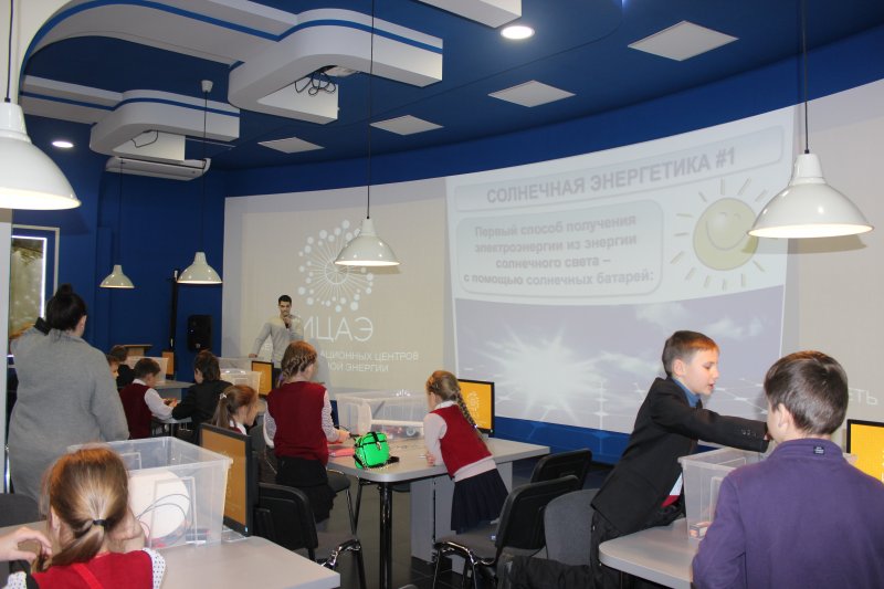 Фото к Школьники Минска изучили различные виды получения электрической энергии